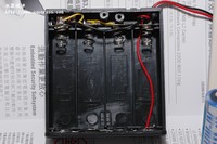 060110-01
4位AA電箱, 串聯 6V 改為並聯 1.5V